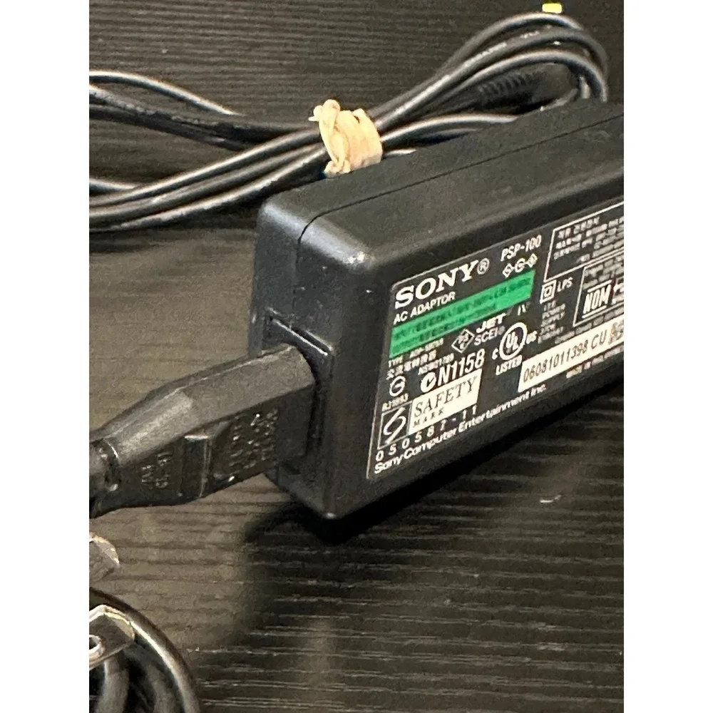 Sony PSP-100 AC Adaptor Power Supply Charger 5V 2000mA for PSP 1000 2000 3000